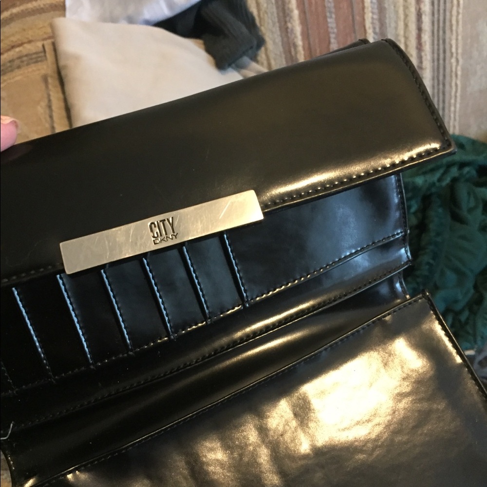 Authentic dkny wallet